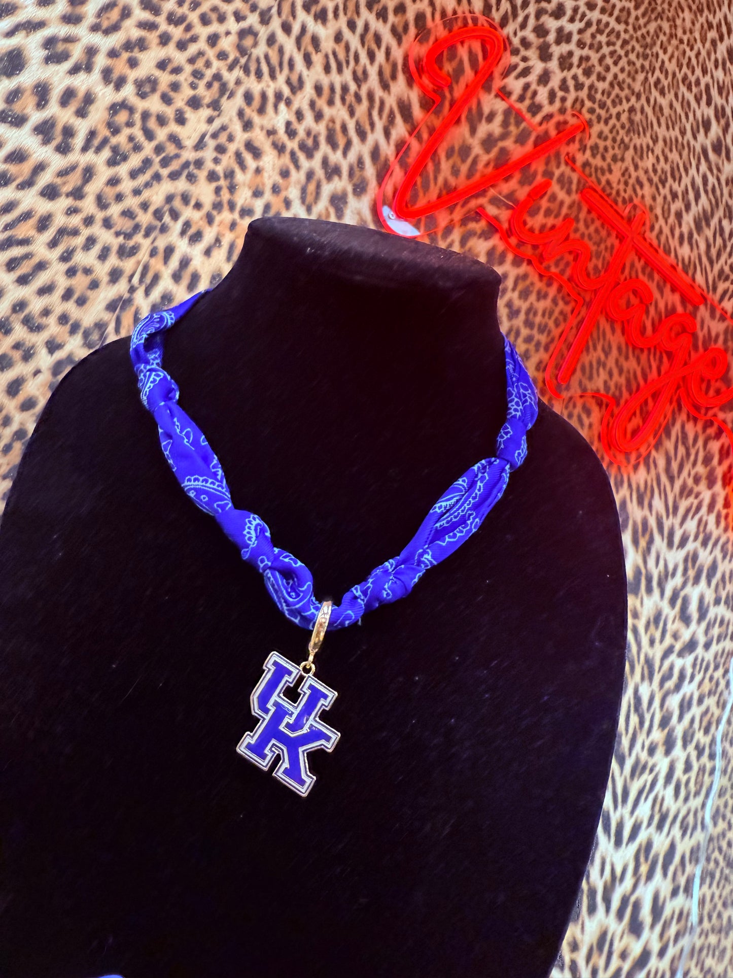 UK BANDANNA SCARF NECKLACE
