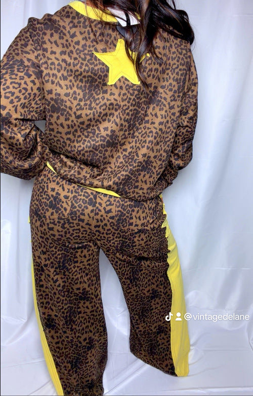 Wild Side Starlet Pullover