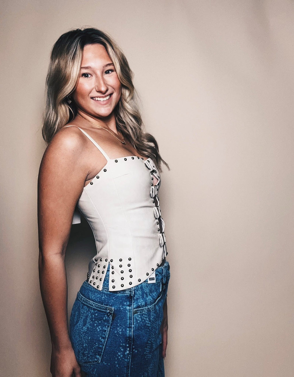 Ivory Outlaw Buckle Top