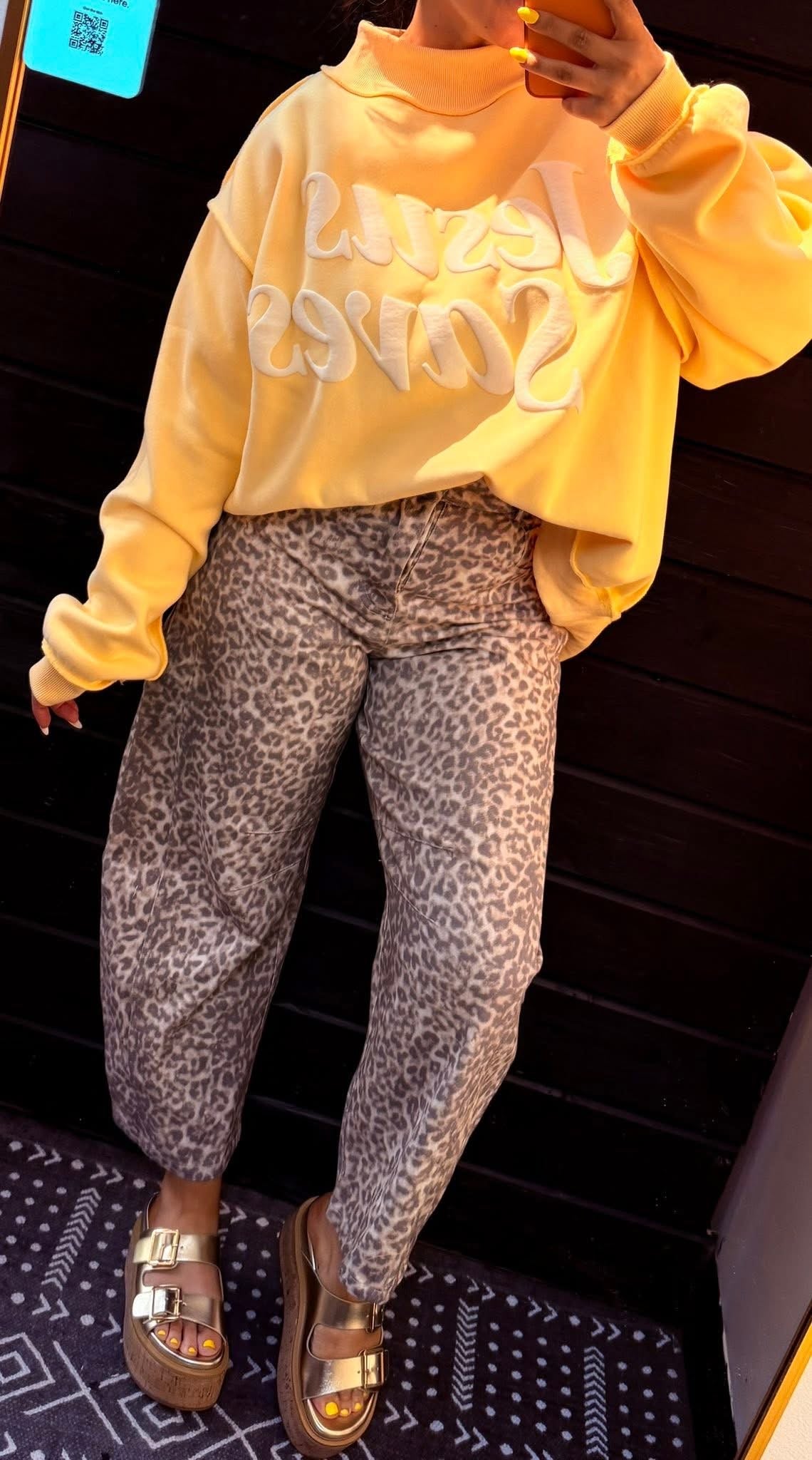 Wild Side Barrel Jeans